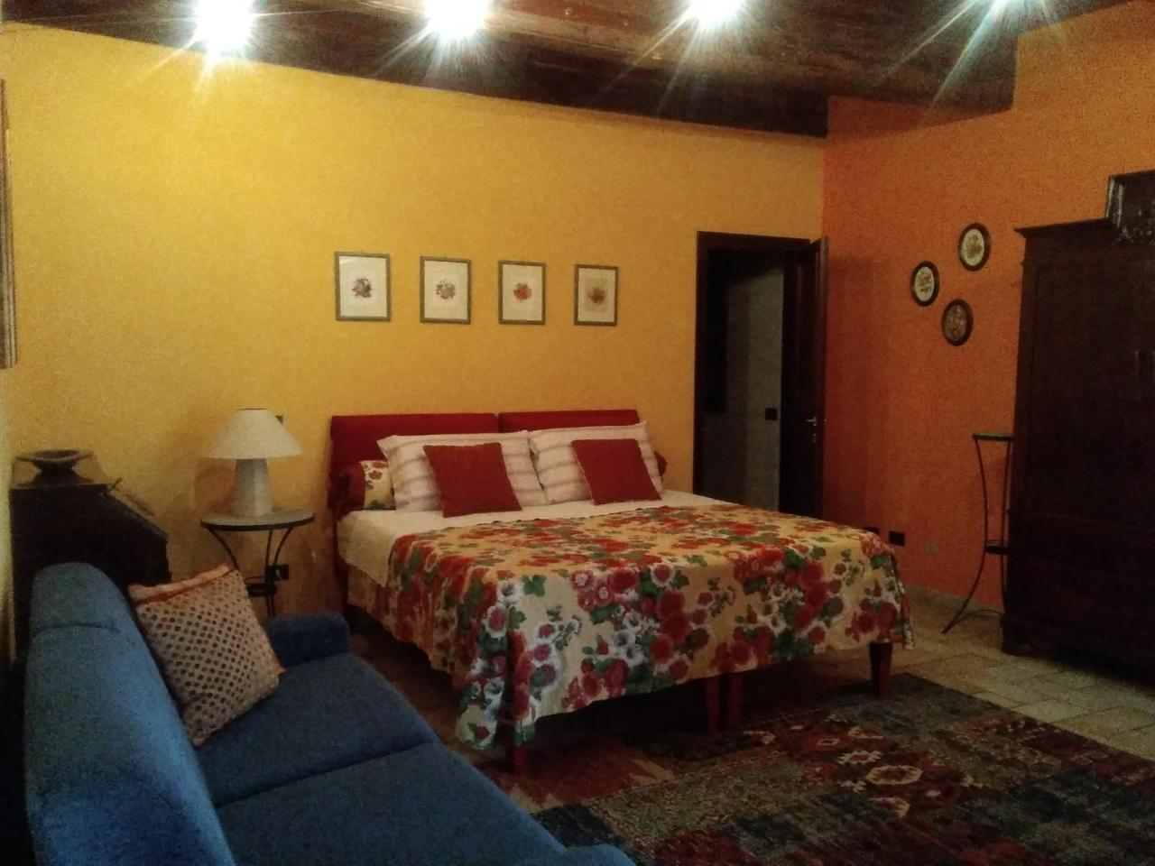Cascina Baresane Bed & Breakfast Alba  Bagian luar foto