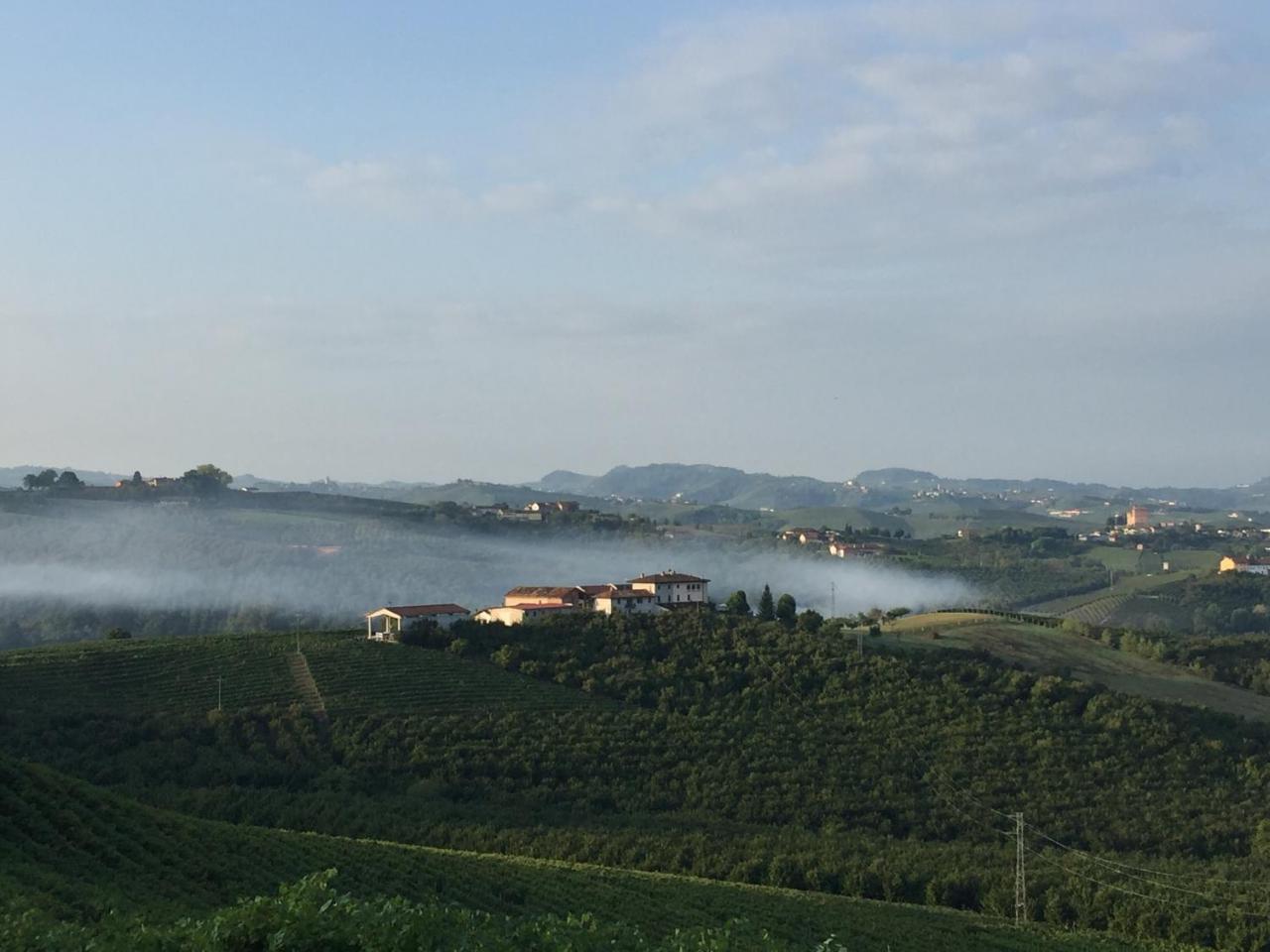 Cascina Baresane Bed & Breakfast Alba  Bagian luar foto